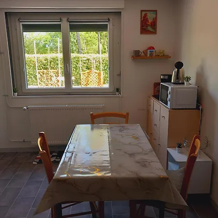 Le Petit Beaune (Cote d'Or)