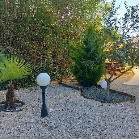 Le Petit * Beaune (Cote d'Or)