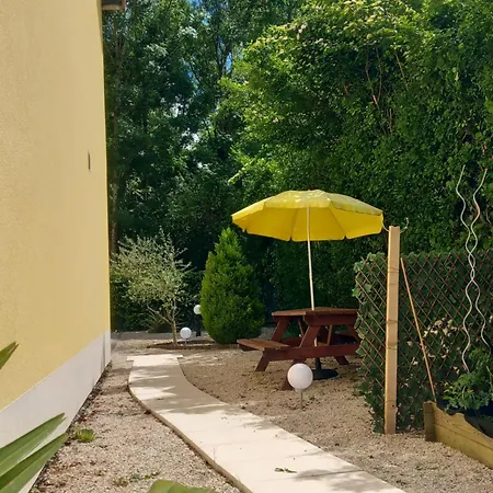Le Petit Apartment *