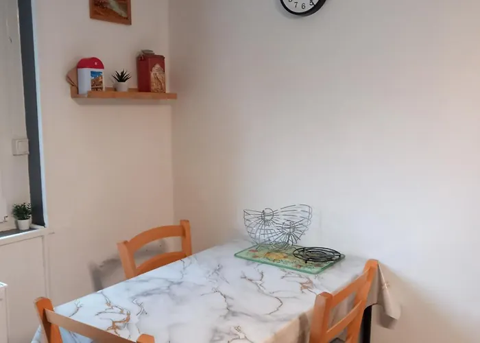 Le Petit Apartment *