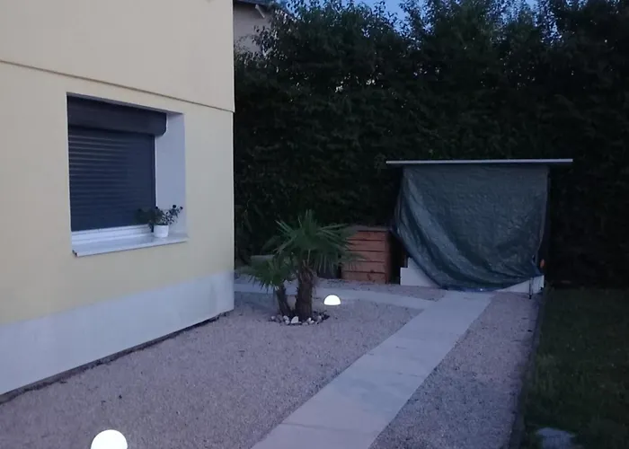 Le Petit Beaune (Cote d'Or)